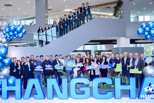 歐洲經(jīng)銷(xiāo)商代表團(tuán)到訪杭叉，共拓合作新篇章